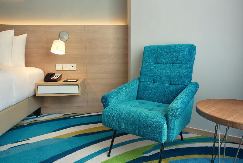 Holiday Inn Express Jakarta Wahid Hasyim - Oda