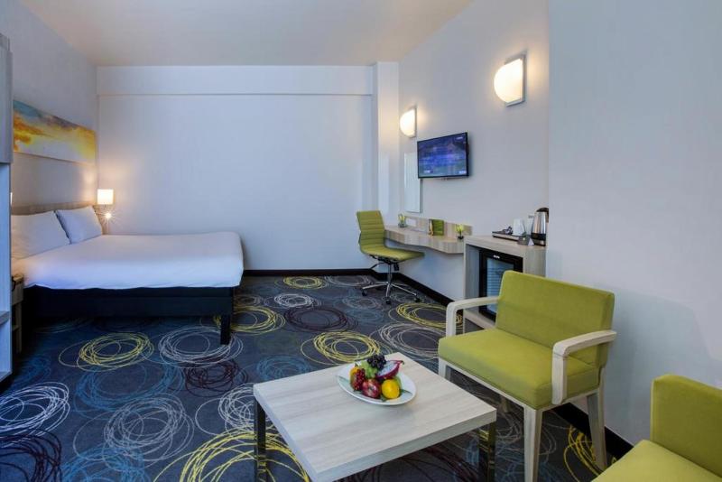 Ibis Styles Dragon Mart - Oda