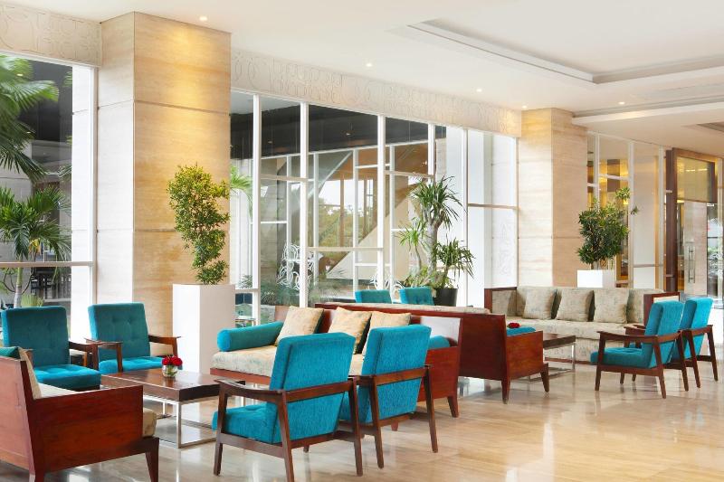 Four Points By Sheraton Makassar - Lobi