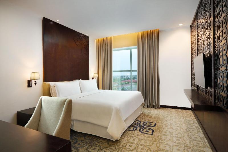 Four Points By Sheraton Makassar - Oda