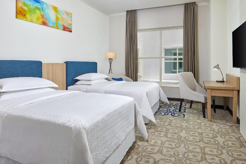 Four Points By Sheraton Makassar - Oda