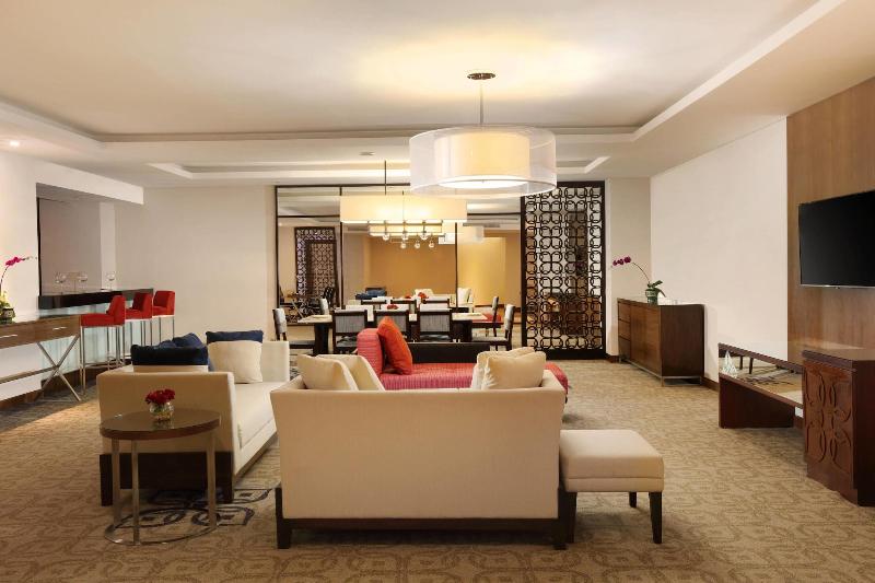 Four Points By Sheraton Makassar - Oda