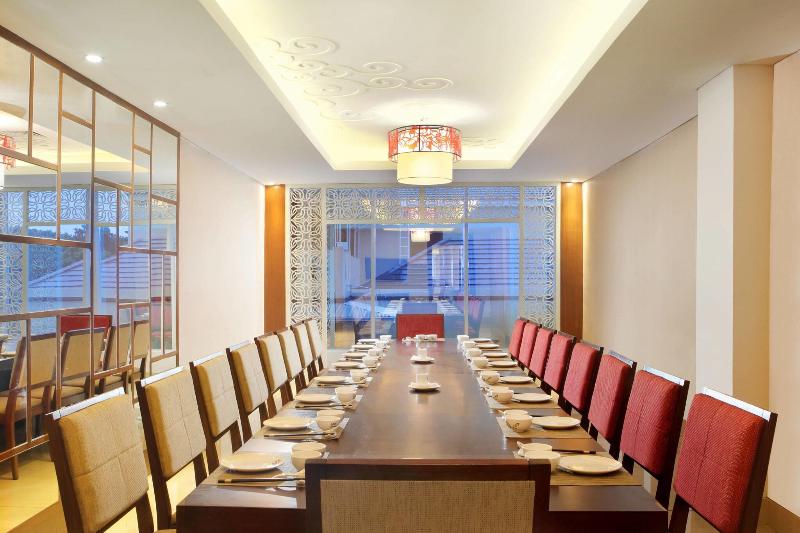 Four Points By Sheraton Makassar - Restoran