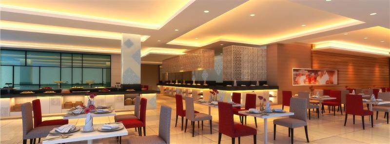 Four Points By Sheraton Makassar - Restoran