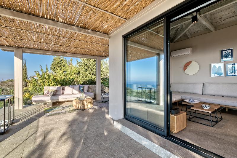 Art Blue Villas - Havuz