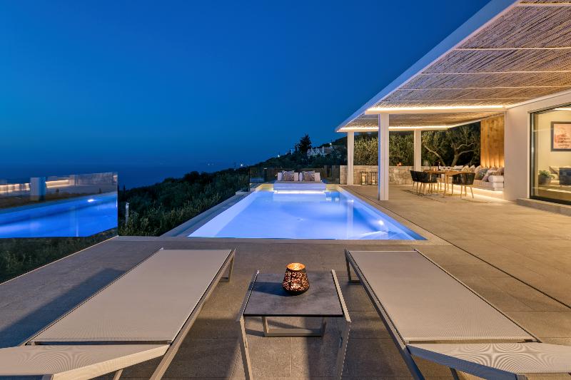 Art Blue Villas - Teras