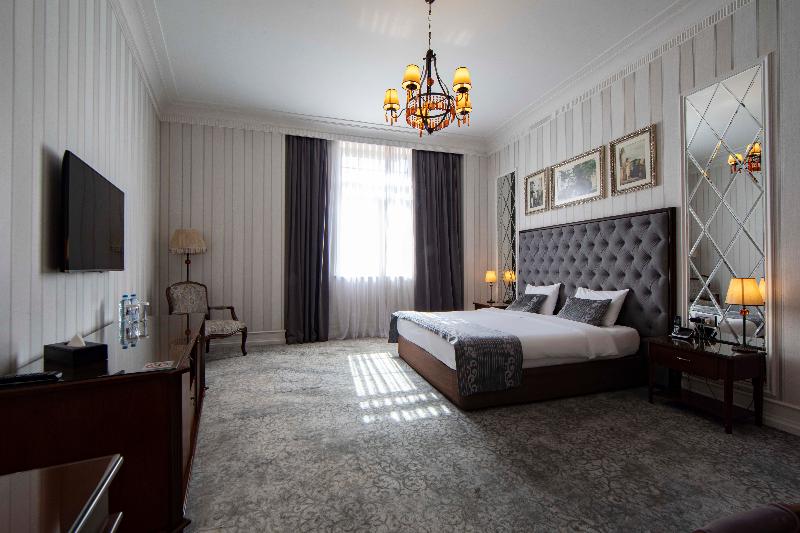 Sapphire City Hotel - Oda