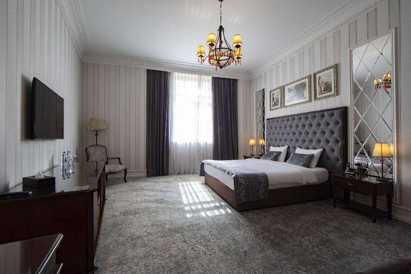 Sapphire City Hotel - Oda