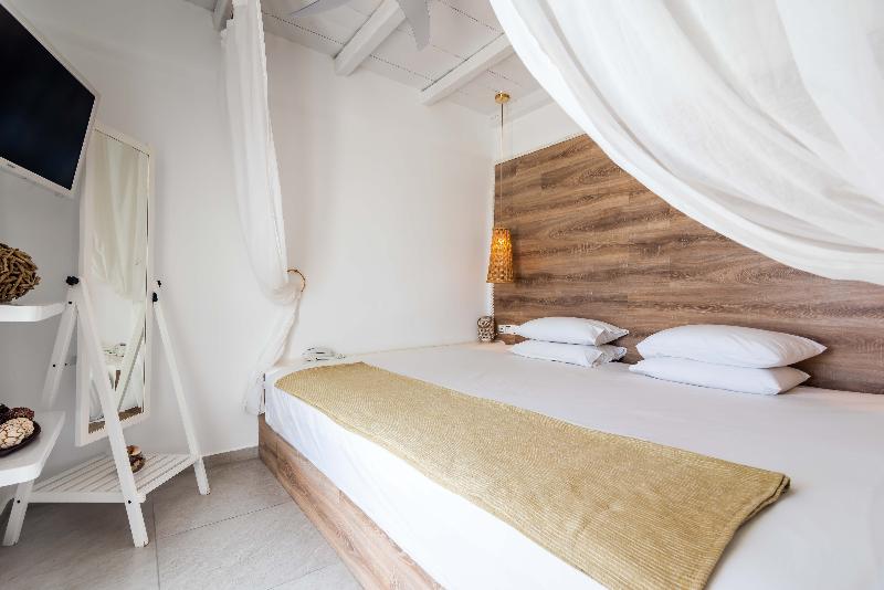 Niki Savvas Rooms & Studios - Oda