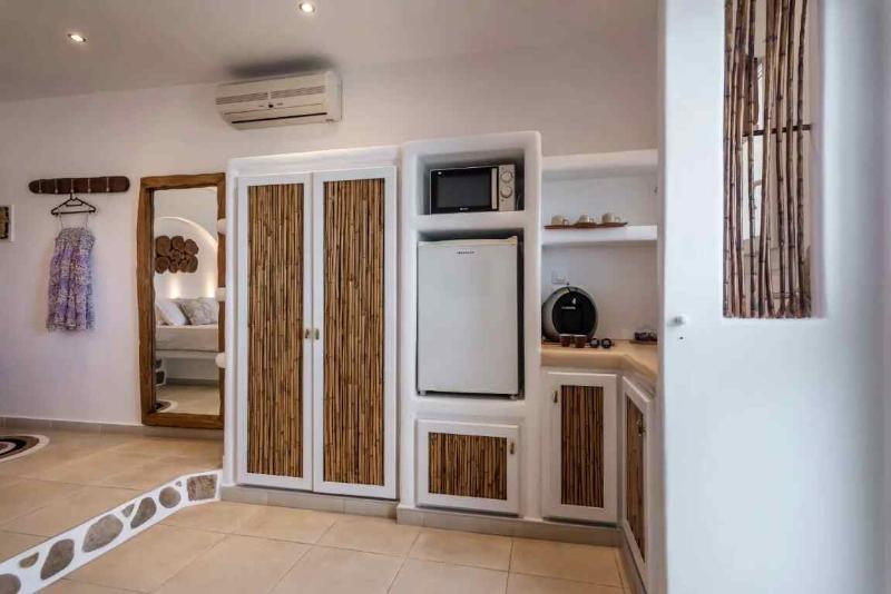 Niki Savvas Rooms & Studios - Oda