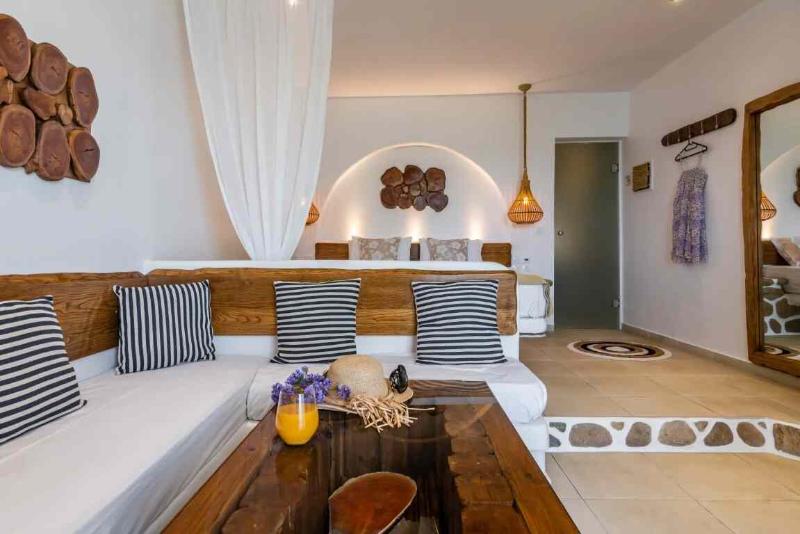 Niki Savvas Rooms & Studios - Oda