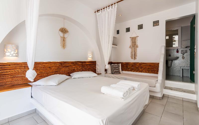 Niki Savvas Rooms & Studios - Oda