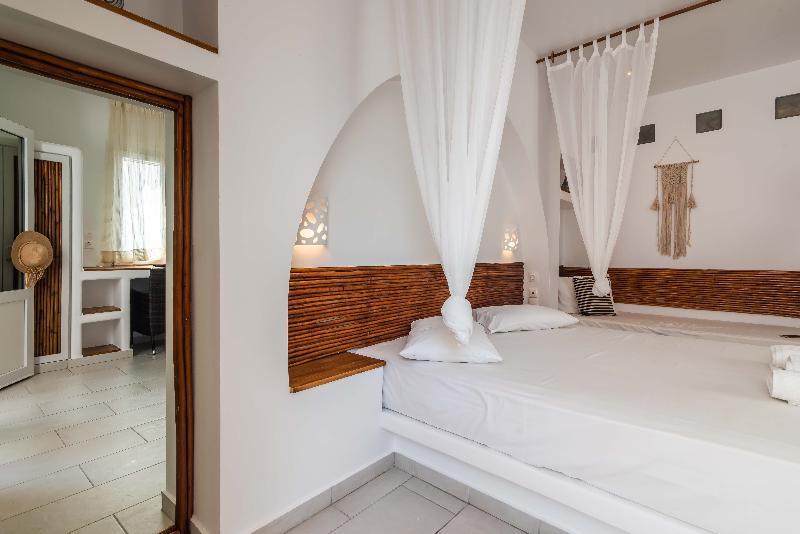 Niki Savvas Rooms & Studios - Oda