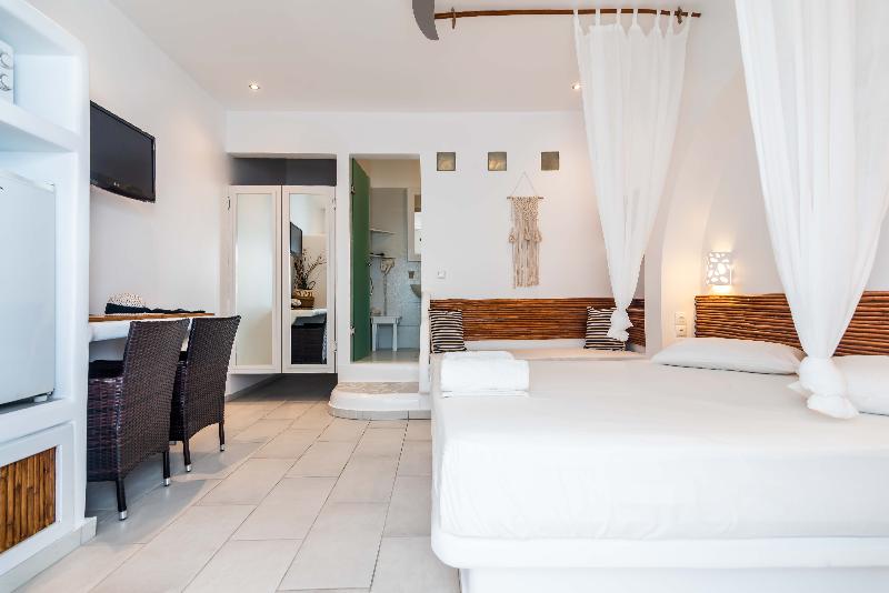 Niki Savvas Rooms & Studios - Oda