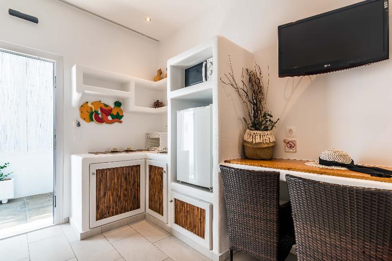 Niki Savvas Rooms & Studios - Oda