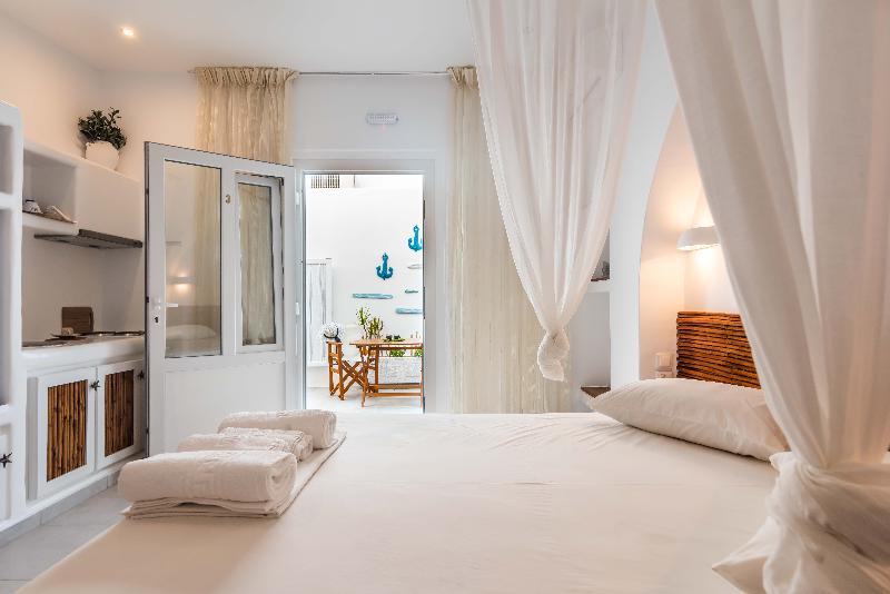 Niki Savvas Rooms & Studios - Oda