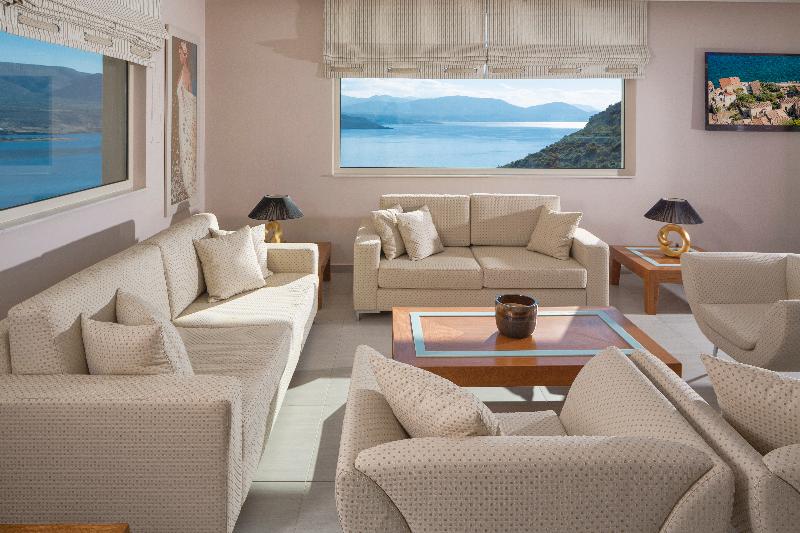 Princess Kyniska Suites - Lobi