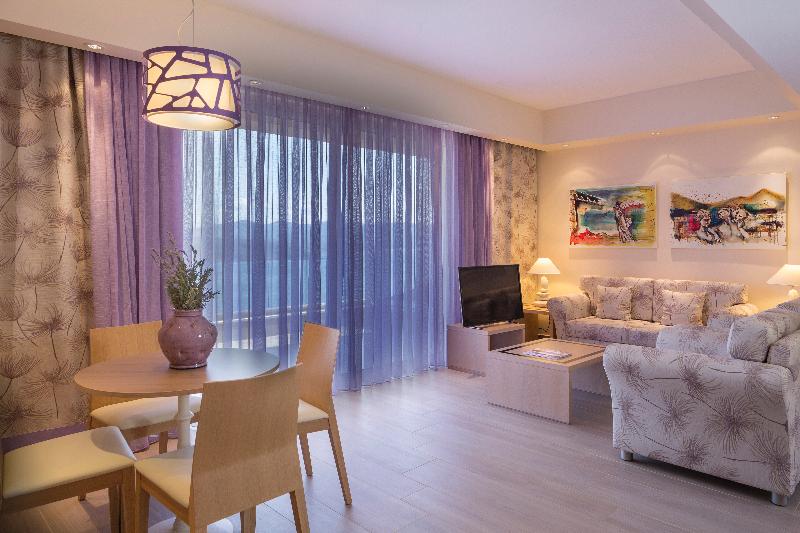 Princess Kyniska Suites - Oda