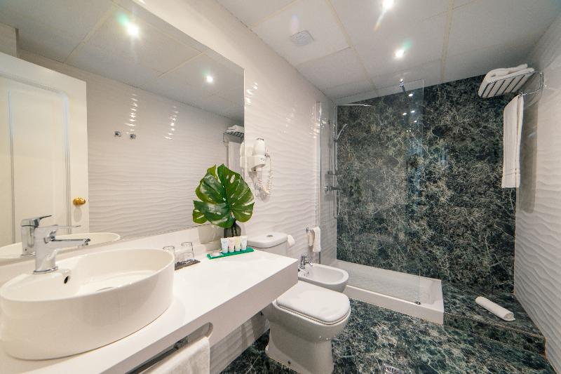 Hotel Cetina - Oda