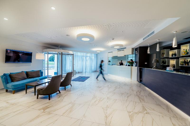 Diamante Mhotel - Lobi