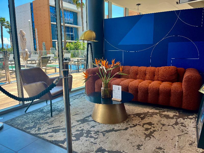 SoBlue Hotel - Lobi
