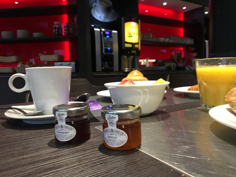 SoBlue Hotel - Restoran