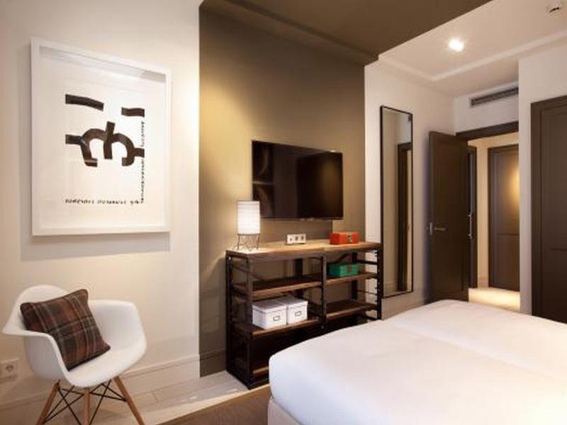Midtown  Apartments - Oda