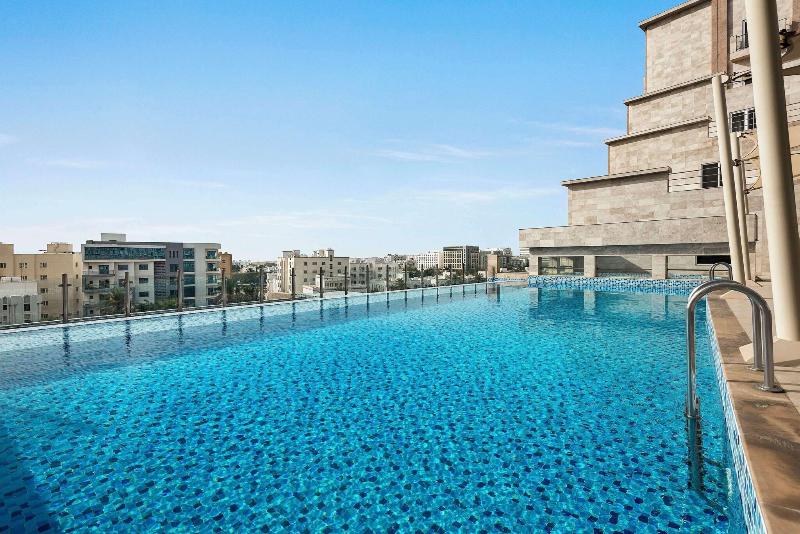 Levatio Suites - Havuz