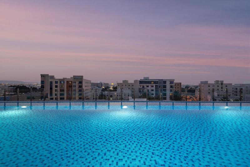 Levatio Suites - Havuz