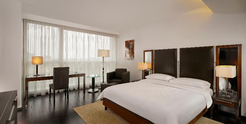 Sheraton Porto Hotel & Spa - Oda