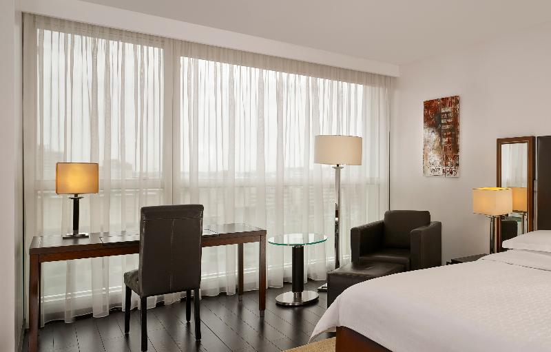 Sheraton Porto Hotel & Spa - Oda