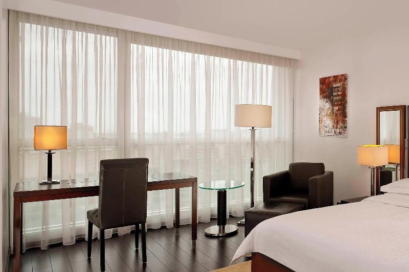 Sheraton Porto Hotel & Spa - Oda