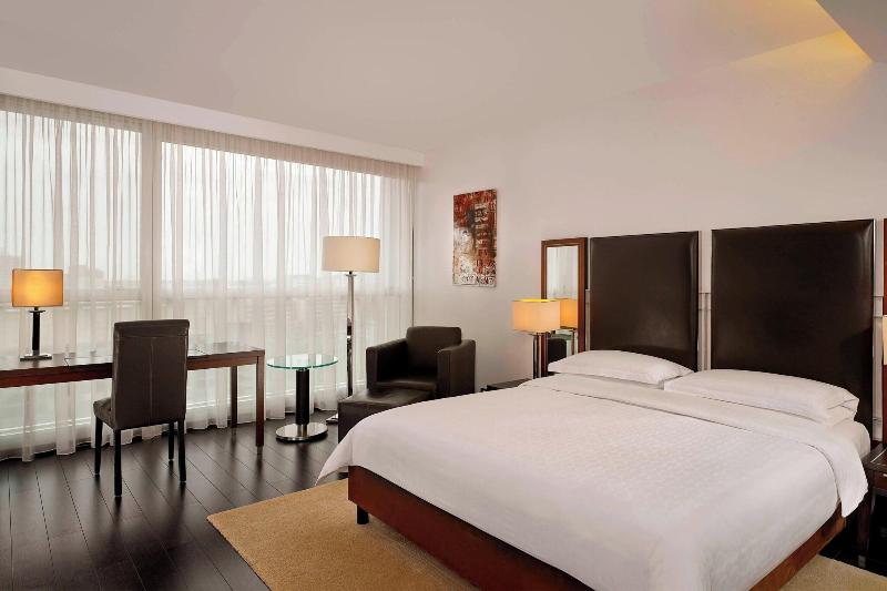 Sheraton Porto Hotel & Spa - Oda