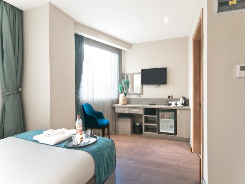 The Lion And Key Hotel - Oda