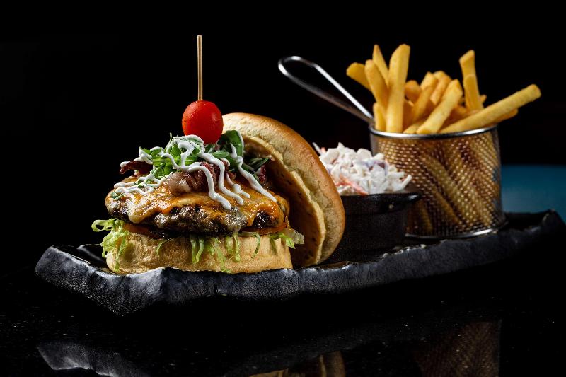 Hilton Dubai Al Habtoor City - Genel