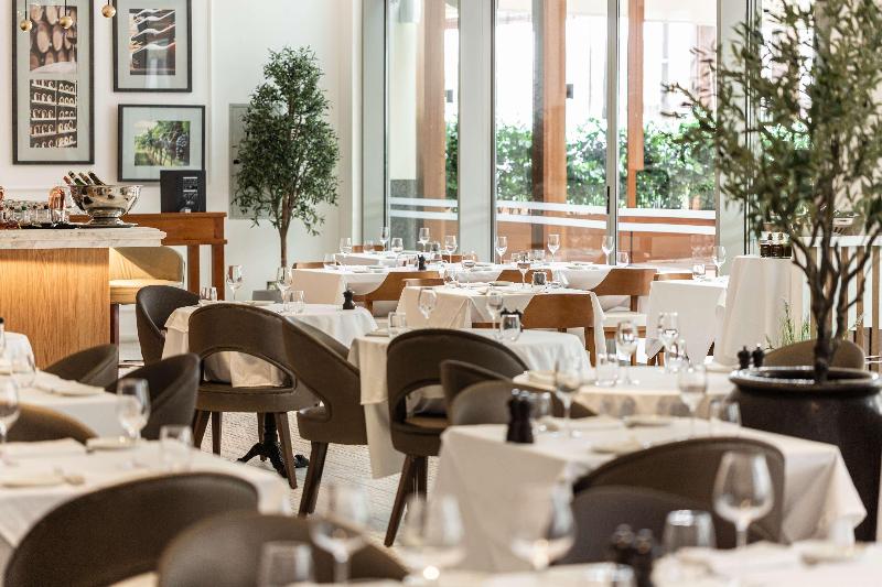 Hilton Dubai Al Habtoor City - Genel