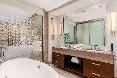 Hilton Dubai Al Habtoor City oda fotoğrafı