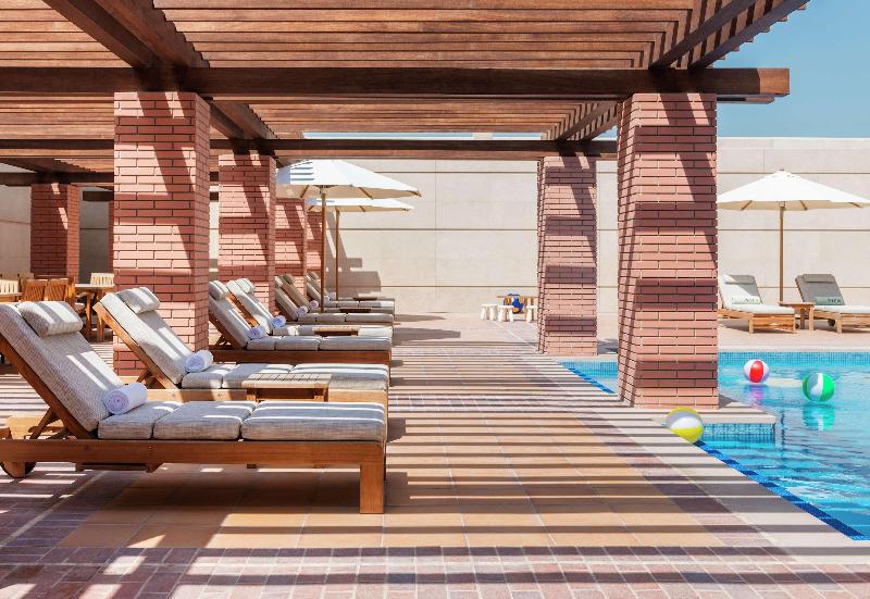 Hilton Dubai Al Habtoor City - Havuz