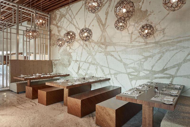 Hilton Dubai Al Habtoor City - Restoran