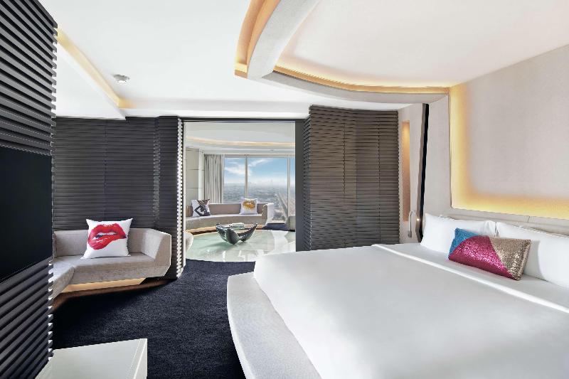 V Hotel Dubai, Curio Collection by Hilton - Oda