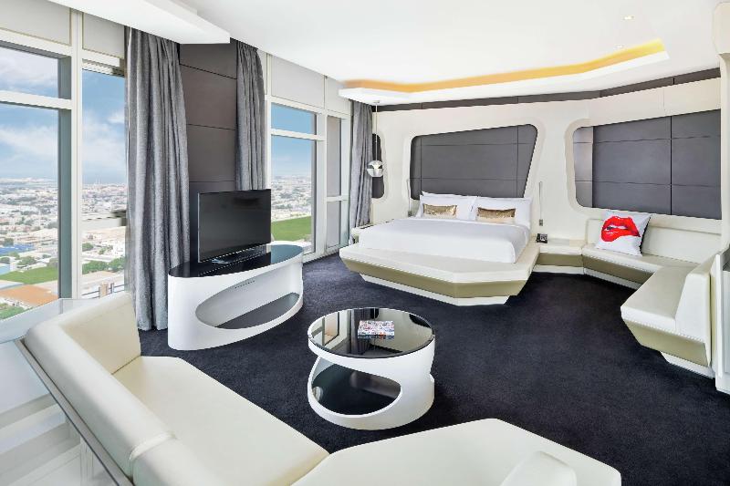 V Hotel Dubai, Curio Collection by Hilton - Oda