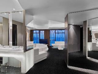 V Hotel Dubai, Curio Collection by Hilton fotoÄŸrafÄ±