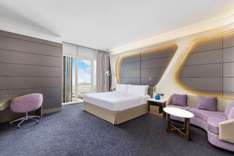V Hotel Dubai, Curio Collection by Hilton - Oda