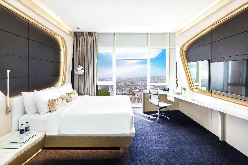 V Hotel Dubai, Curio Collection by Hilton - Oda