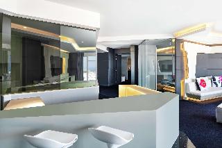 V Hotel Dubai, Curio Collection by Hilton fotoÄŸrafÄ±