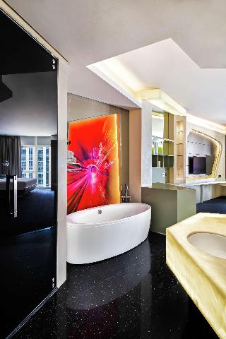V Hotel Dubai, Curio Collection by Hilton fotoÄŸrafÄ±