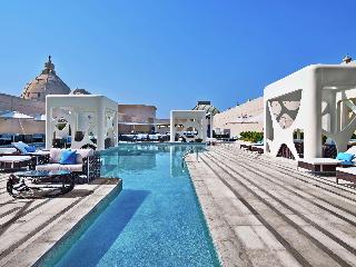 V Hotel Dubai, Curio Collection by Hilton fotoÄŸrafÄ±