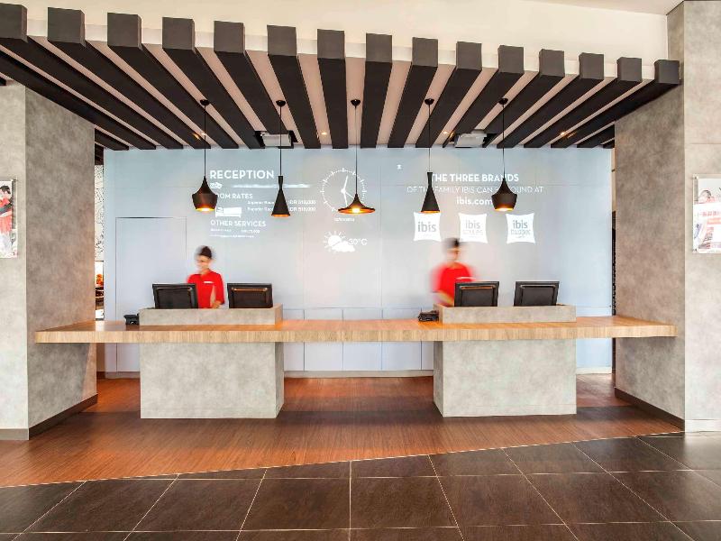 Ibis Manado City Center Blv - Bar