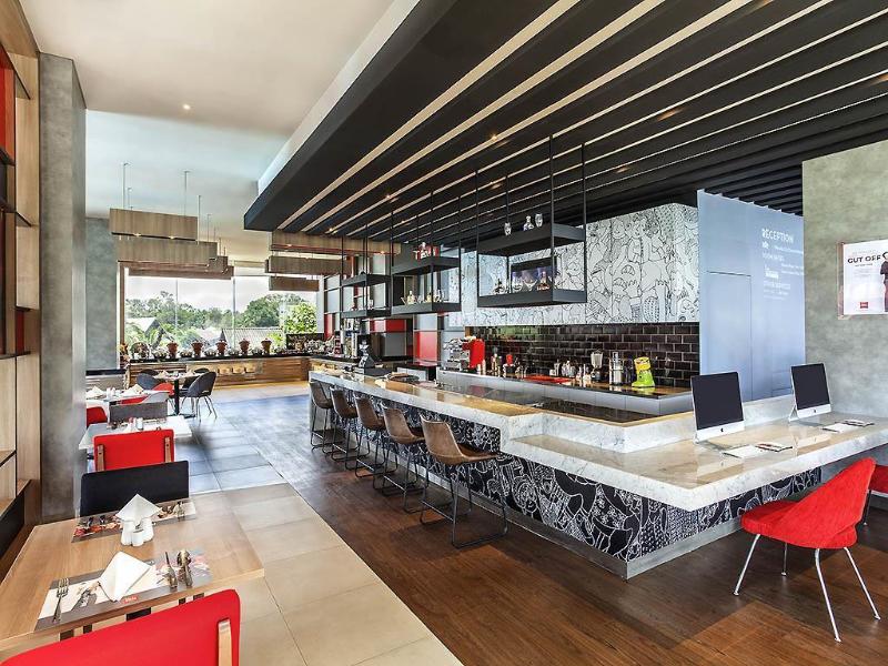 Ibis Manado City Center Blv - Bar