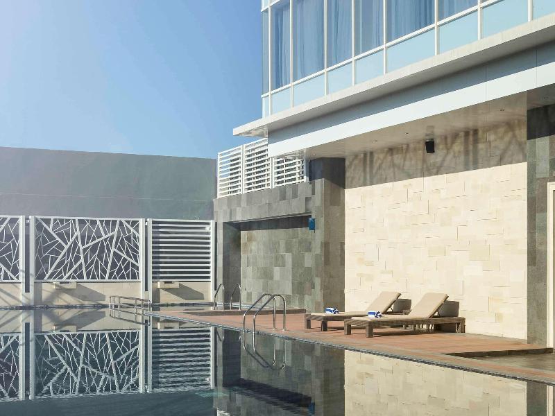Novotel Makassar Grand Shayla - Havuz